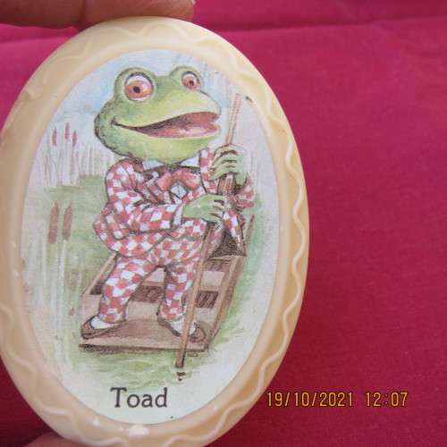 Oval Toad soap from The Wind in the Willows collection - new.