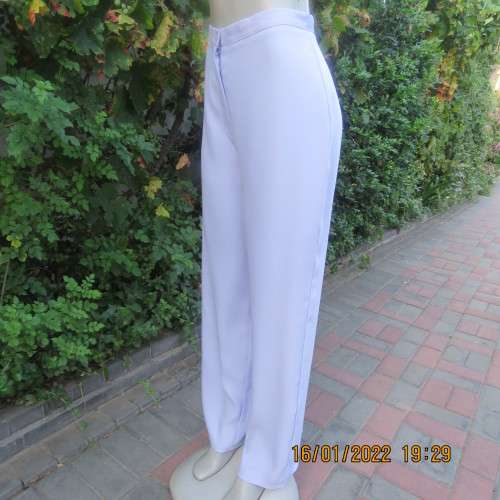 Smart soft lilac colour dress pants with straight legs,high waist and no pockets.Size 38/14 .As new