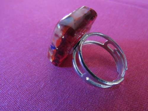 Amazing MURANO glass ring in rust and gold. Ring self Rhodium plated and size adjustable.Never used.