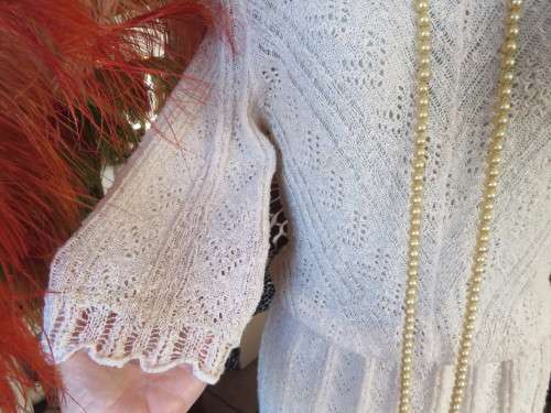 Timeless acrylic knit 70`s rich cream dress by VERONA. Elbow length sleeves.Size 36/12.As new
