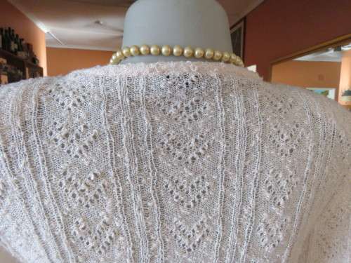 Timeless acrylic knit 70`s rich cream dress by VERONA. Elbow length sleeves.Size 36/12.As new