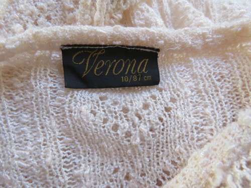 Timeless acrylic knit 70`s rich cream dress by VERONA. Elbow length sleeves.Size 36/12.As new