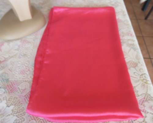 Silky,shiny magenta pink scarf in polyester fabric. Size 175cm x 53cm. Luxury soft feel. New