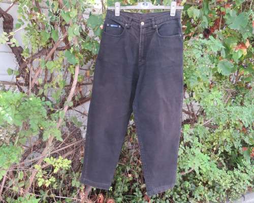Men`s black baggy high waisted size 32 jeans by RT JEANS.Washed out look.100% cotton.