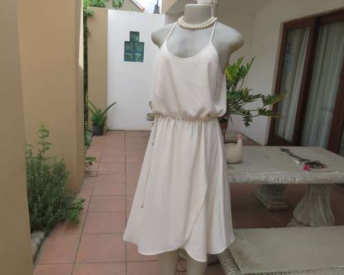 Stunning cream silky polyester evening/spec.occasion strappy dress by MNG(MANGO) size 36/12.New