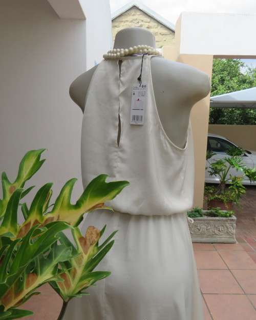 Stunning cream silky polyester evening/spec.occasion strappy dress by MNG(MANGO) size 36/12.New