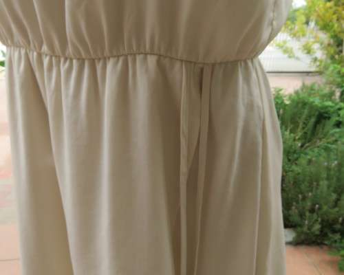 Stunning cream silky polyester evening/spec.occasion strappy dress by MNG(MANGO) size 36/12.New