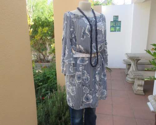New long vertical striped navy/white floral top.Stunning sleeves with flare cuffs.Size 40.INWEAR