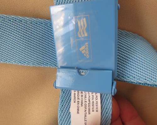 Genuine ADIDAS belt in polyester length 115cm. Size adjustable. In blue and yellow stripes. New cond