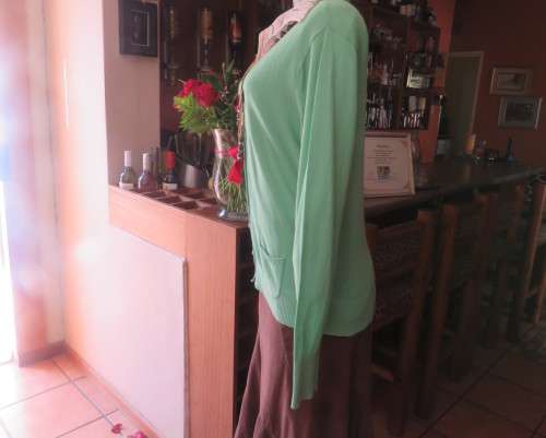 Fabulous light weight 100% cotton long sleeve poison green button down cardigan.Size 38/14..A