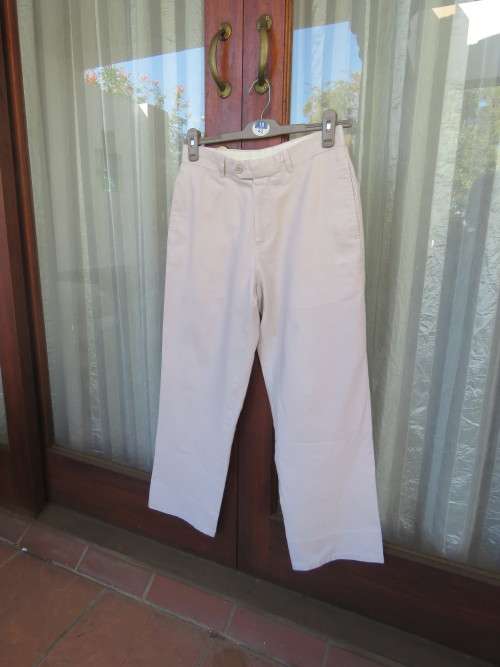 Men`s beige linen/cotton pants in size 30 by D66. Pockets back and sides. Flat front. Very good cond