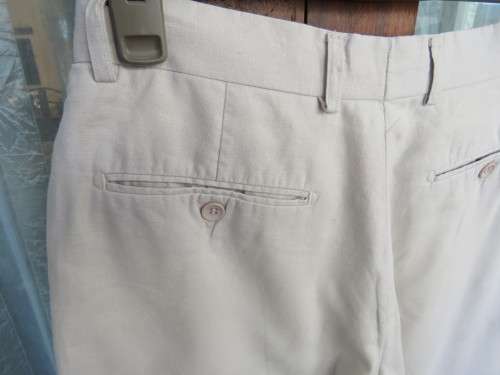 Men`s beige linen/cotton pants in size 30 by D66. Pockets back and sides. Flat front. Very good cond
