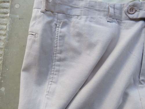 Men`s beige linen/cotton pants in size 30 by D66. Pockets back and sides. Flat front. Very good cond