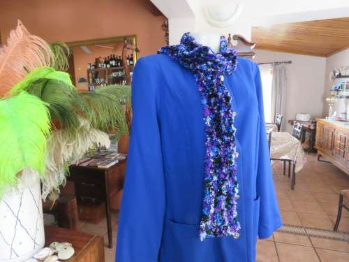 Beautiful structured long sleeve royal blue button down jacket.Collarless.By SEGAL.Size 42/18.As new