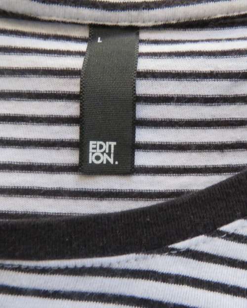 Pretty black/white horizontal stripe short sleeve T with red/green floral embroidery. EDITION.40/42