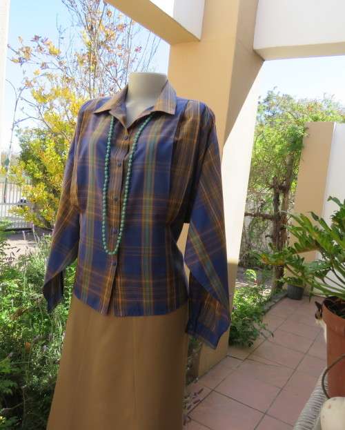 Checkmate!! from PENNY C  size 40/16 in jade/gold/peach and berry blue check.Batwing sleeves. As new
