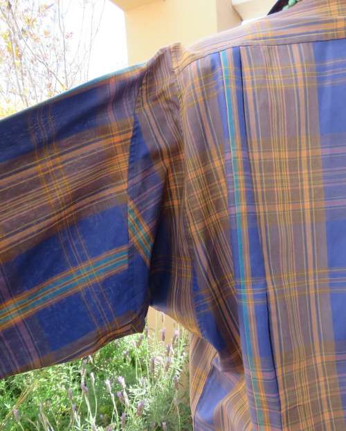 Checkmate!! from PENNY C  size 40/16 in jade/gold/peach and berry blue check.Batwing sleeves. As new