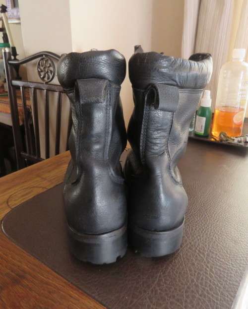 SADF black genuine leather soft top boots by DWS size 6/247M. Issued 2012.Laces included.As new.