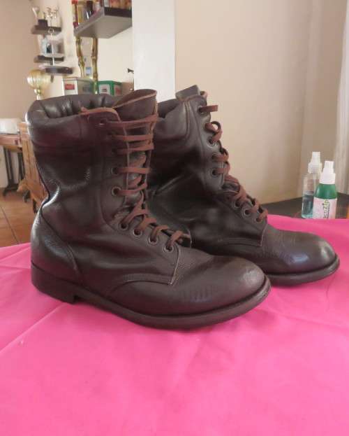 Pair SADF brown genuine leather soft top boots size 8.5 by DWS issued 2012.Army size 270.Good cond.