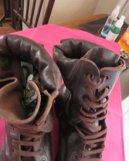 Pair SADF brown genuine leather soft top boots size 8.5 by DWS issued 2012.Army size 270.Good cond.