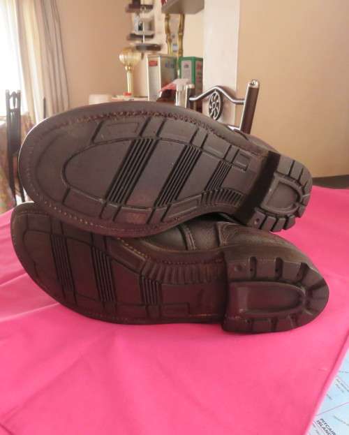 Pair SADF brown genuine leather soft top boots size 8.5 by DWS issued 2012.Army size 270.Good cond.