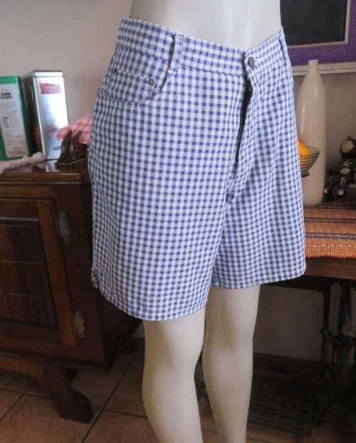 Classic navy/white check 100% cotton shorts by NEWS size 40/16.Yoked back.New condition