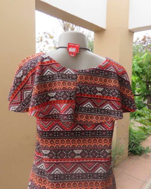 Eye catching graphic printed autumn colour slip over dress. Bertha collar by JUDY`S PRIDE size 36