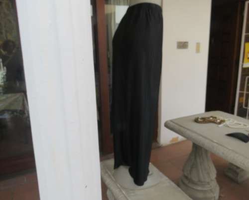 Amazing black pleated(creased) wide leg pants with elasticated waist.By KELSO size 36/12.New cond.