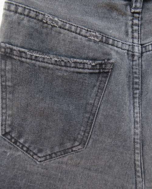Cute high waist black 100% cotton denim shorts with distressed look. By COTTON ON size 28/4. As new.