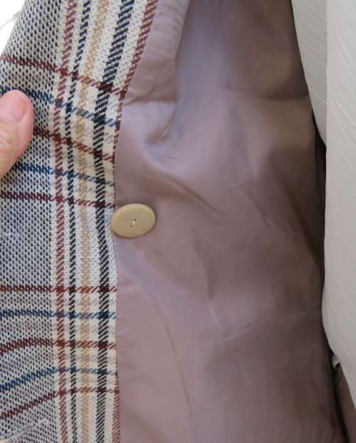 High quality RACHEL check fully lined double breast jacket cream/browns. 25% wool.Size 36/12.As new