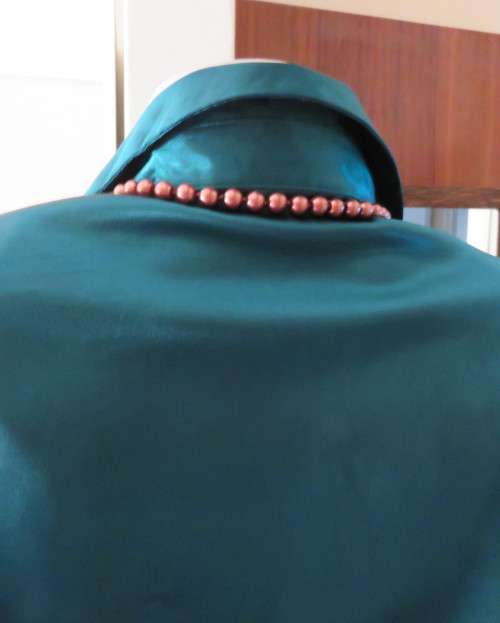 Snazzy emerald green soft silky stretch polyester MARKS & SPENCER top.Size 40/42.Capped sleeves.