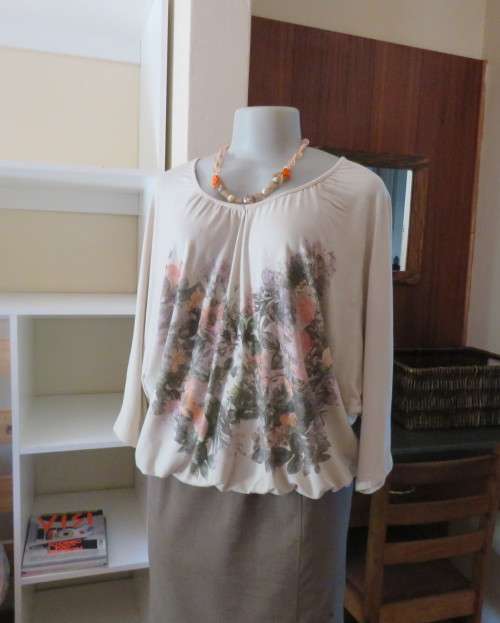 Lovely slip over cream stretch viscose top with rose design/subtle crimson/pink.By  INWEAR Size 42.