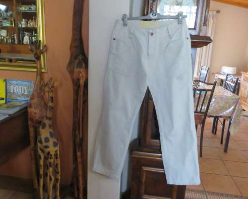 REDBAT Men`s 100% cotton utility pants size 30. Pockets back and front.Unique styling.As new