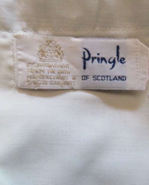 Handsomely tailored Men`s trousers by PRINGLE of SCOTLAND size 38 in navy check.Very good cond.