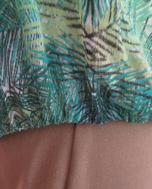 Sexy sheer polyester slip over naked shoulder raglan sleeve top in greens.Size 42/18.Blouson style.