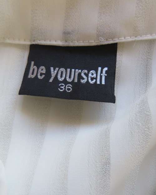 Classic sheer vertical striped polyester short sleeve top.Button down.Open collar.Size 36.Good cond