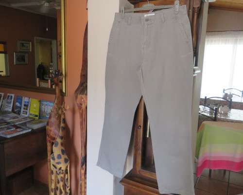 STONE HARBOUR taupe colour 100% cotton Men`s pants size 36/92.Side/back pockets. Very good cond.
