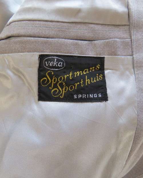 Handsome 2 pc.Men`s light grey striped suit in polyester/new wool blend by MOOD.Jacket 42R.Pants 38