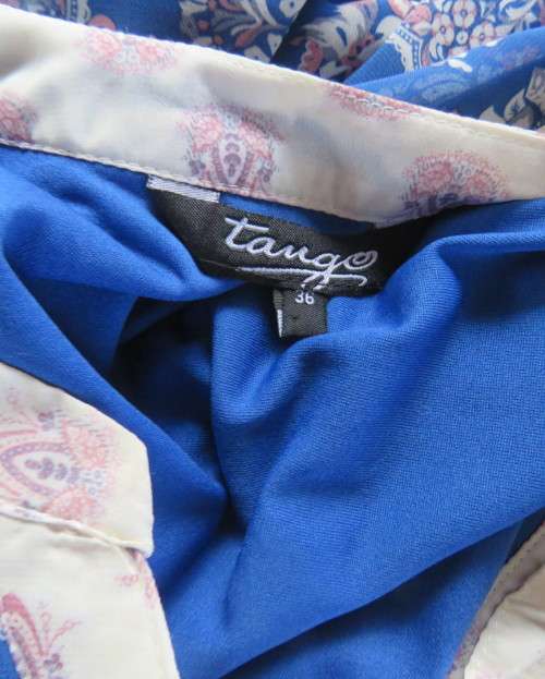 Cool blue white/pink floral knee length sheer polyester top.Stretch poly underlay.Size 36.As new