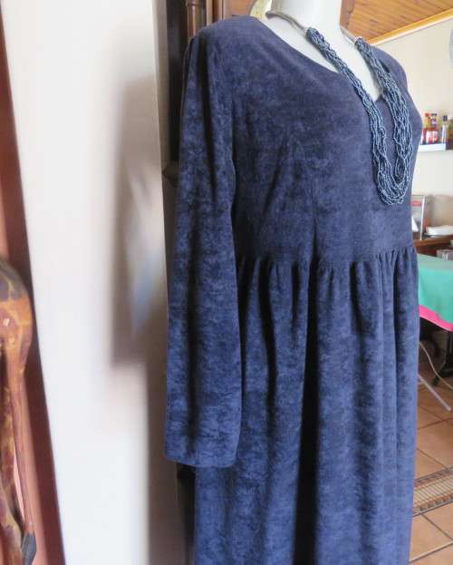 Comfy ankle length navy brushed polyester long sleeve dress.Gathered skirt.Scooped Neckline.Size 44