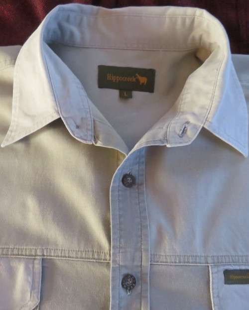 Men`s khaki green HIPPOCREEK short sleeve 100% cotton shirt. Yoked.Chest 125cm.Back pleat.