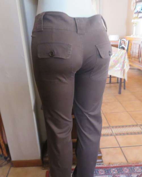 Sexy choc brown size 34/10 OVIESSE Young stretch cotton skinny pants from Europe.As new.