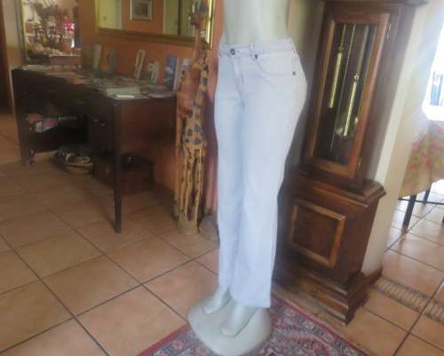Straight legged cloud blue low rise denim jeans in stretch polycotton size 34/10. As new.
