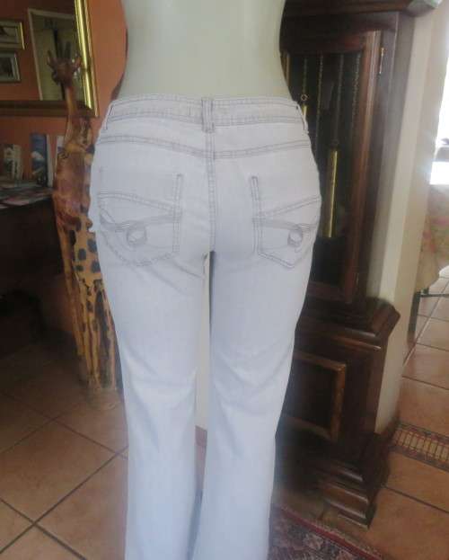 Straight legged cloud blue low rise denim jeans in stretch polycotton size 34/10. As new.