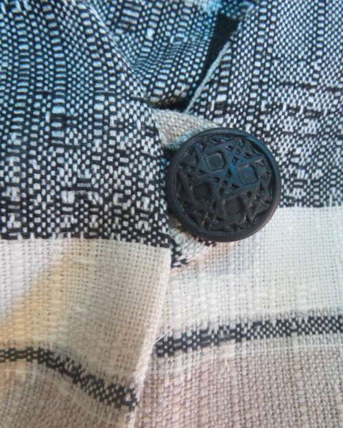 Summer 2 pc.skirt/short sleeve jacket suit.Poly/viscose checked beige/black.TOPICS size 40 New cond!