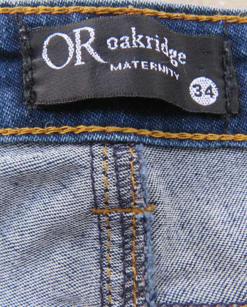 Maternity skinny leg denim jeans in polycotton stretch.Back pockets. By OR size 34/10.Very good cond