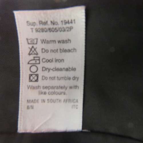 High class black OASIS long sleeve lined jacket. Stitching detail.One button closure.Size 36.As new.
