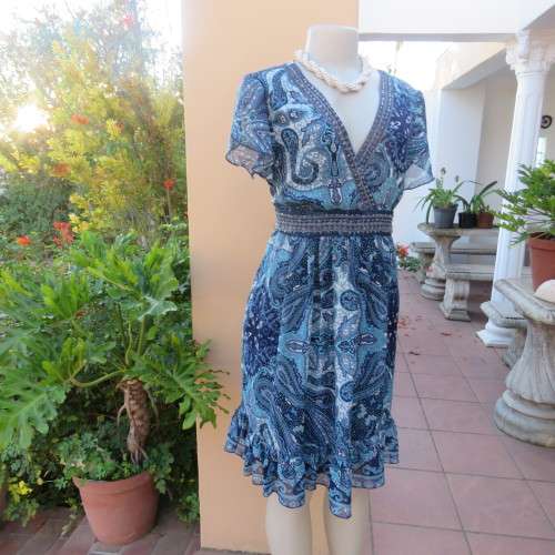 Summer paisley patterned medley of blues sheer polyester lined dress. By TRUWORTHS size 38.As new.