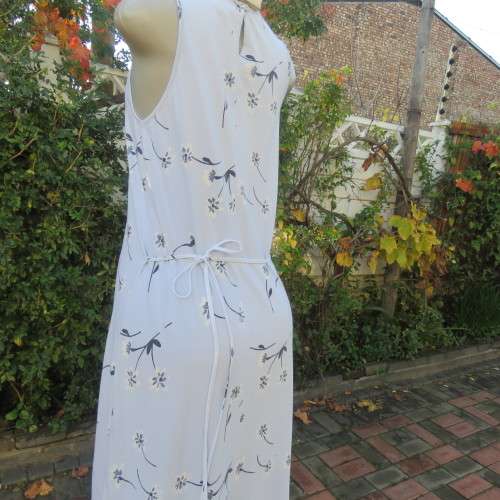 Maxi sleek adriatic mist slip over cotton sleeveless dress with white/navy flowers. Size 34. As new.
