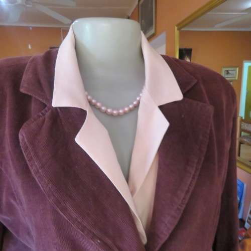 Warm brown corduroy button down jacket. By D Collection from India size 40/16. 100% Cotton stretch.